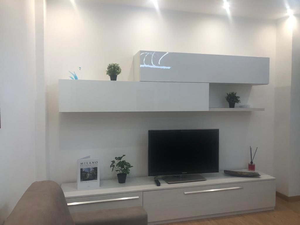 N&Ghomesweethome Raffaelloelegante Appartamento Ideale Casa Vacanze Affari Milan Luaran gambar