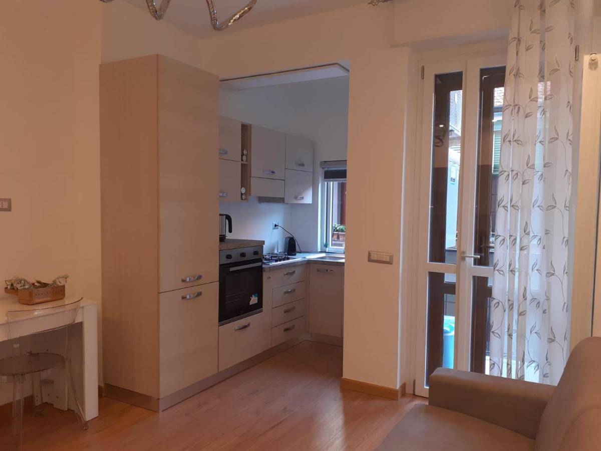 N&Ghomesweethome Raffaelloelegante Appartamento Ideale Casa Vacanze Affari Milan Luaran gambar